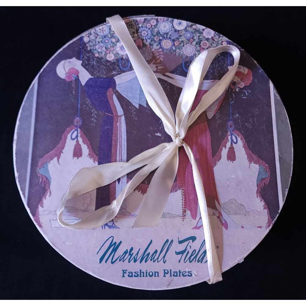 2002 Marshall Field Fashion The Hour Plates Art Deco Noveaux Illustrations Set 4